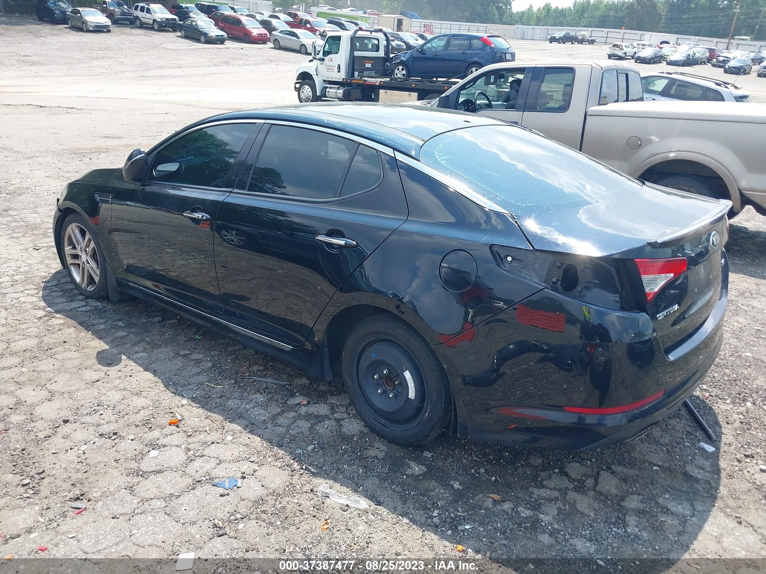 Photo 2 VIN: 5XXGR4A6XDG212326 - KIA OPTIMA 