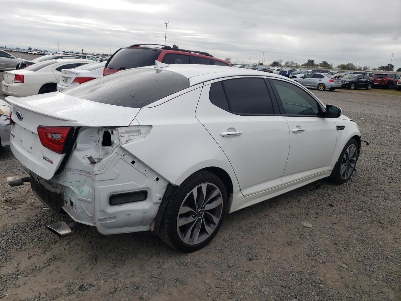 Photo 2 VIN: 5XXGR4A78EG269747 - KIA OPTIMA 