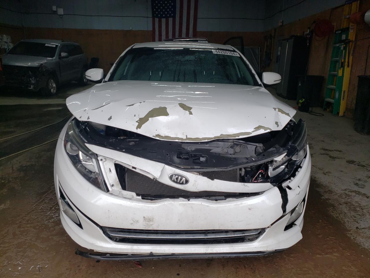 Photo 4 VIN: 5XXGR4A7XFG404843 - KIA OPTIMA 