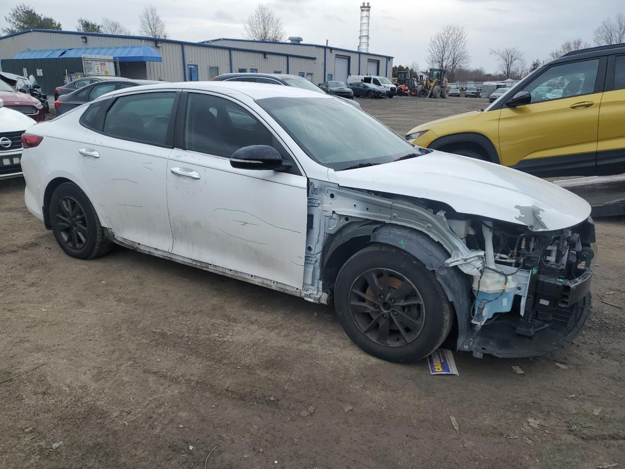 Photo 3 VIN: 5XXGT4L10HG172203 - KIA OPTIMA 