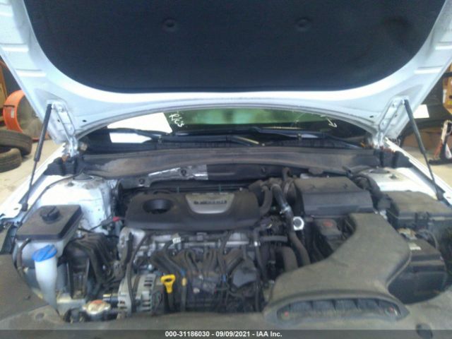 Photo 9 VIN: 5XXGT4L15HG173184 - KIA OPTIMA 