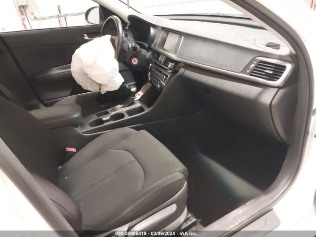 Photo 4 VIN: 5XXGT4L15JG178844 - KIA OPTIMA 