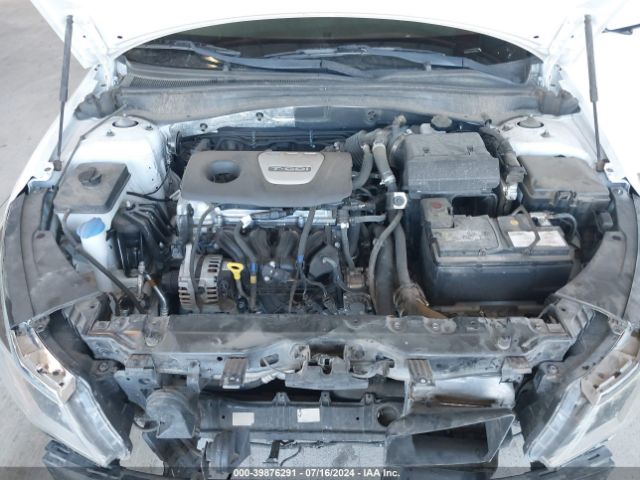 Photo 9 VIN: 5XXGT4L15JG207906 - KIA OPTIMA 