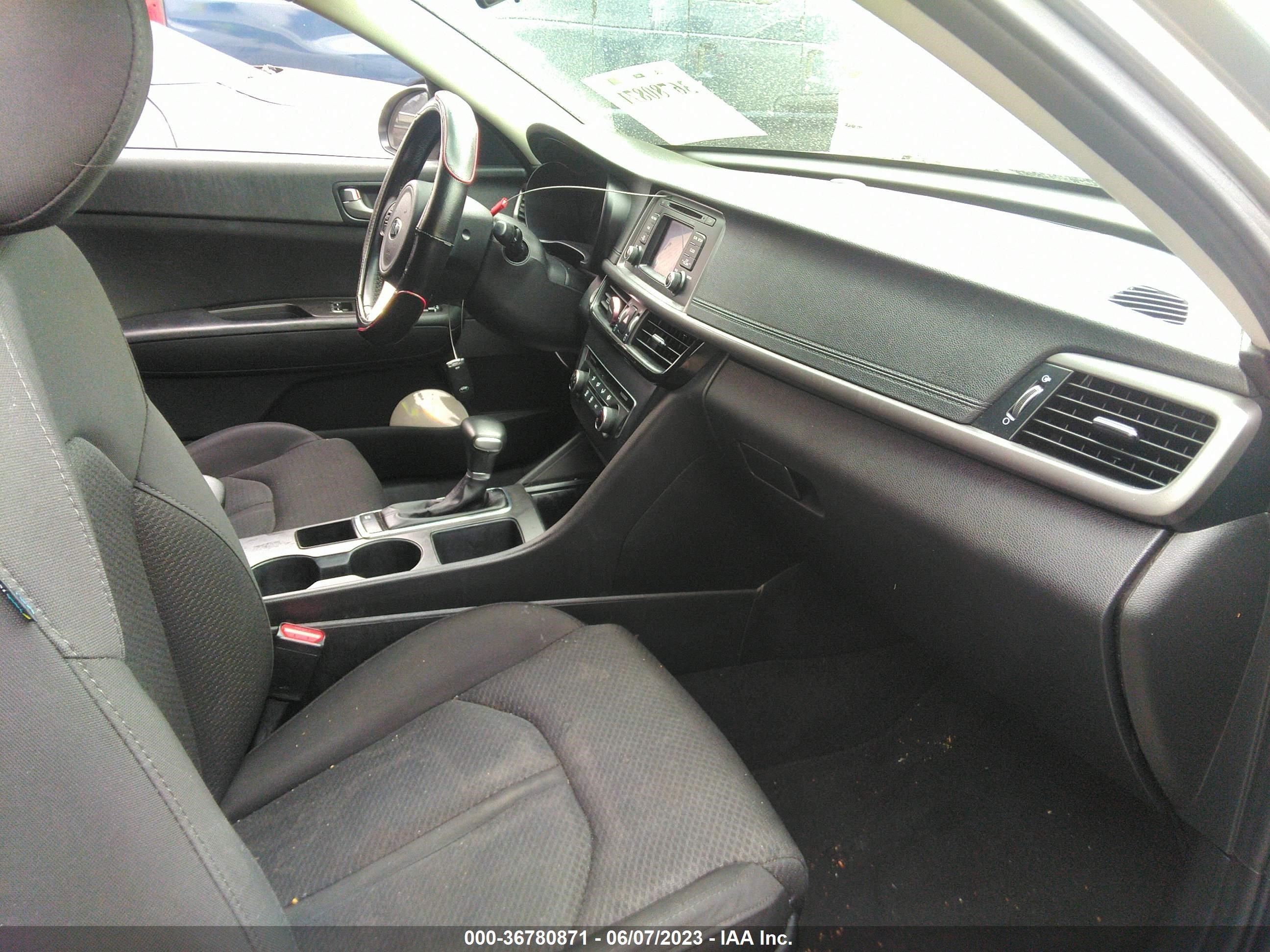 Photo 4 VIN: 5XXGT4L16HG134085 - KIA OPTIMA 