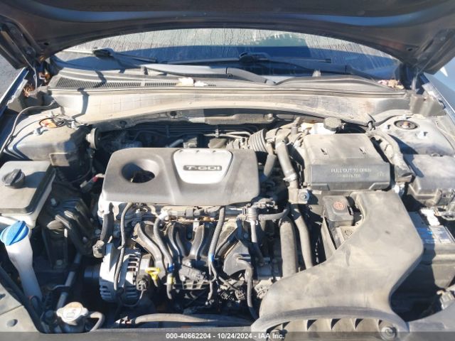 Photo 9 VIN: 5XXGT4L18JG217264 - KIA OPTIMA 