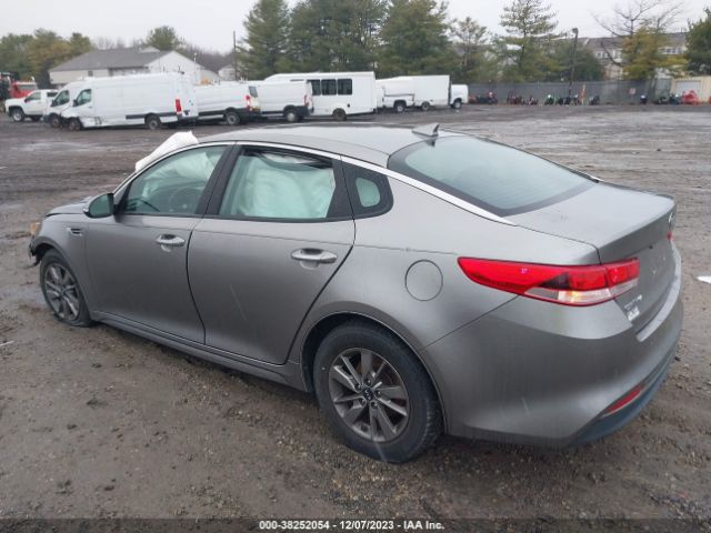 Photo 2 VIN: 5XXGT4L19JG203213 - KIA OPTIMA 