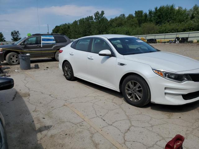 Photo 3 VIN: 5XXGT4L1XJG213135 - KIA OPTIMA 