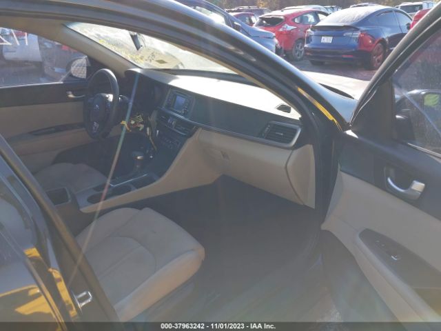 Photo 4 VIN: 5XXGT4L30GG061585 - KIA OPTIMA 