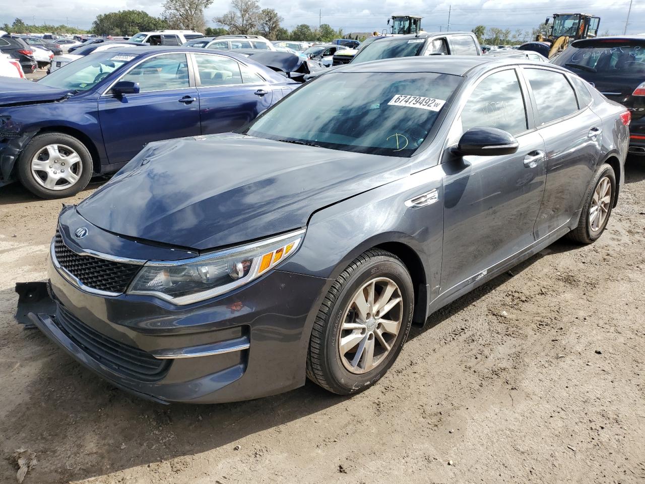 Photo 0 VIN: 5XXGT4L30HG142698 - KIA OPTIMA LX 