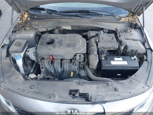 Photo 9 VIN: 5XXGT4L30HG176916 - KIA OPTIMA 