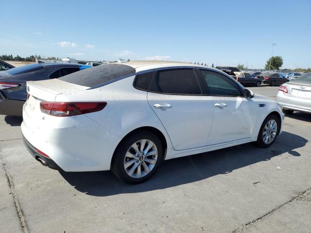 Photo 2 VIN: 5XXGT4L30JG187694 - KIA OPTIMA LX 