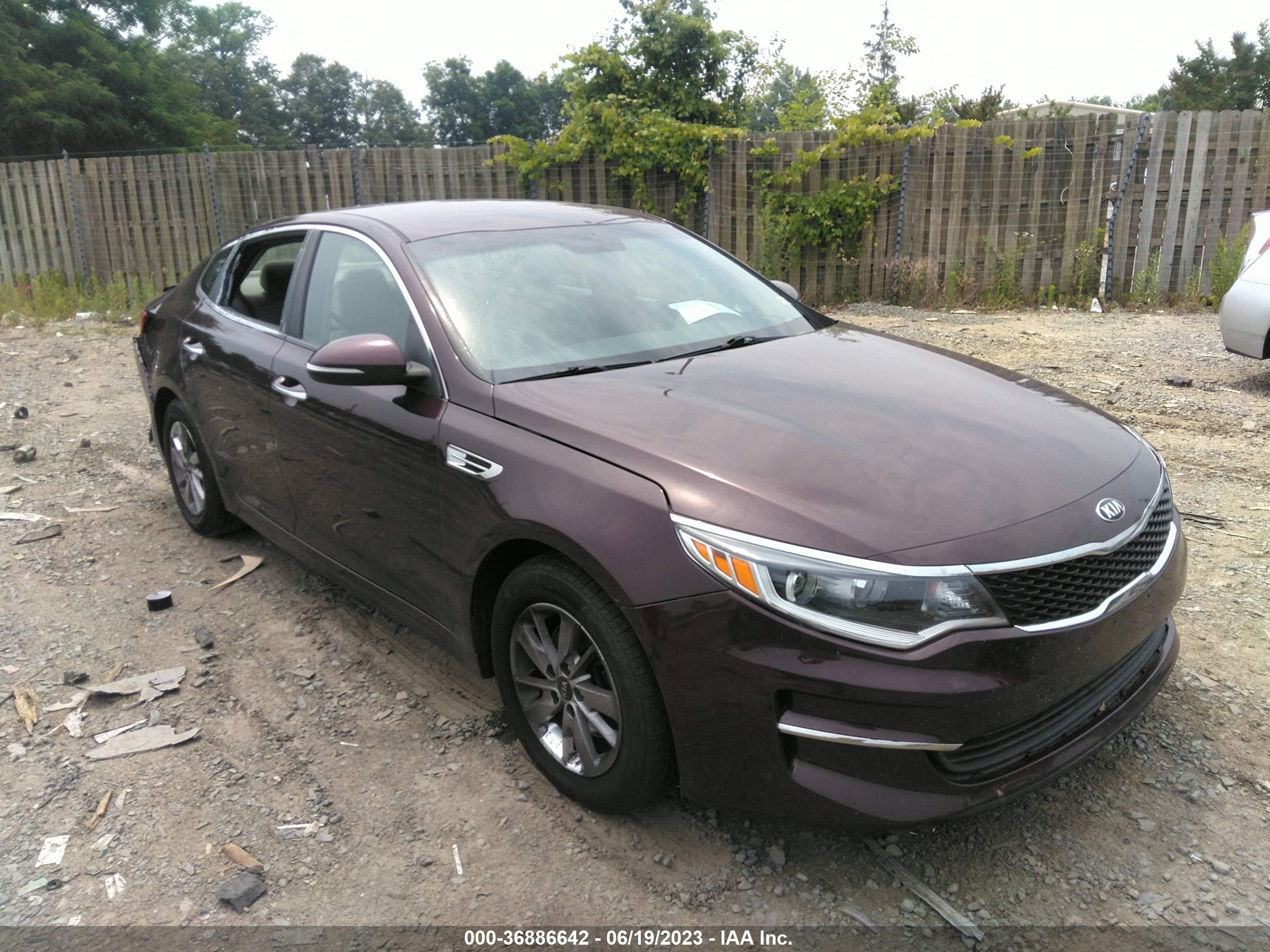 Photo 0 VIN: 5XXGT4L30JG189347 - KIA OPTIMA 