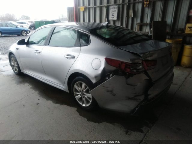 Photo 2 VIN: 5XXGT4L30JG209032 - KIA OPTIMA 