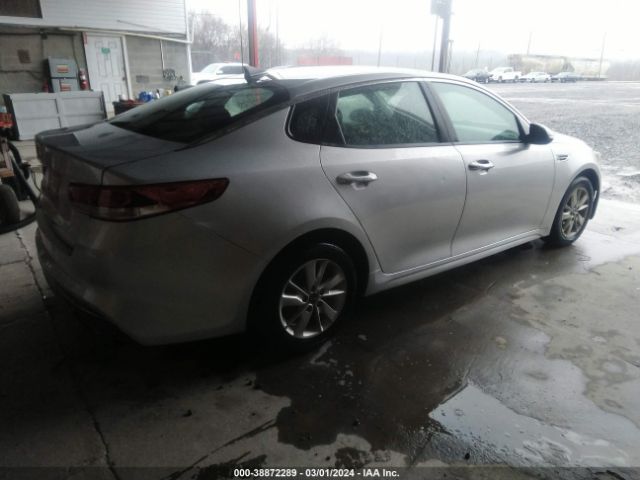 Photo 3 VIN: 5XXGT4L30JG209032 - KIA OPTIMA 