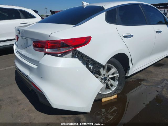 Photo 5 VIN: 5XXGT4L30JG227370 - KIA OPTIMA 