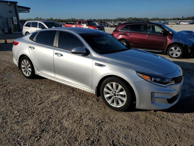 Photo 3 VIN: 5XXGT4L30JG260210 - KIA OPTIMA LX 