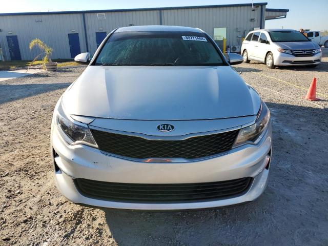 Photo 4 VIN: 5XXGT4L30JG260210 - KIA OPTIMA LX 