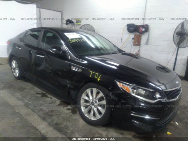 Photo 5 VIN: 5XXGT4L30JG261809 - KIA OPTIMA 