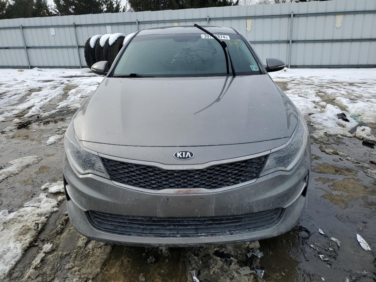 Photo 5 VIN: 5XXGT4L30JG262524 - KIA OPTIMA 