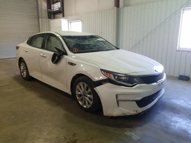 Photo 0 VIN: 5XXGT4L30JG264113 - KIA OPTIMA LX 