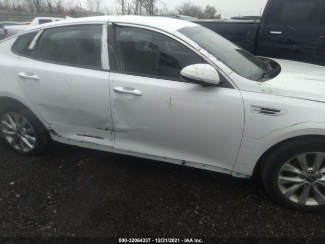 Photo 5 VIN: 5XXGT4L30JG269893 - KIA OPTIMA 