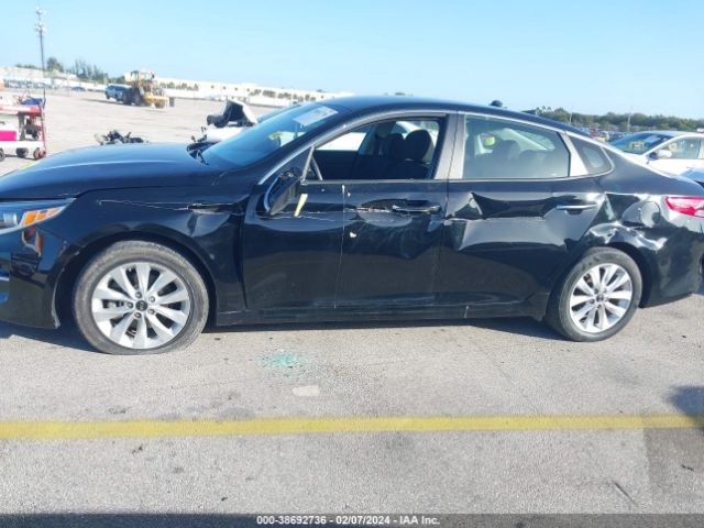 Photo 5 VIN: 5XXGT4L30JG270476 - KIA OPTIMA 