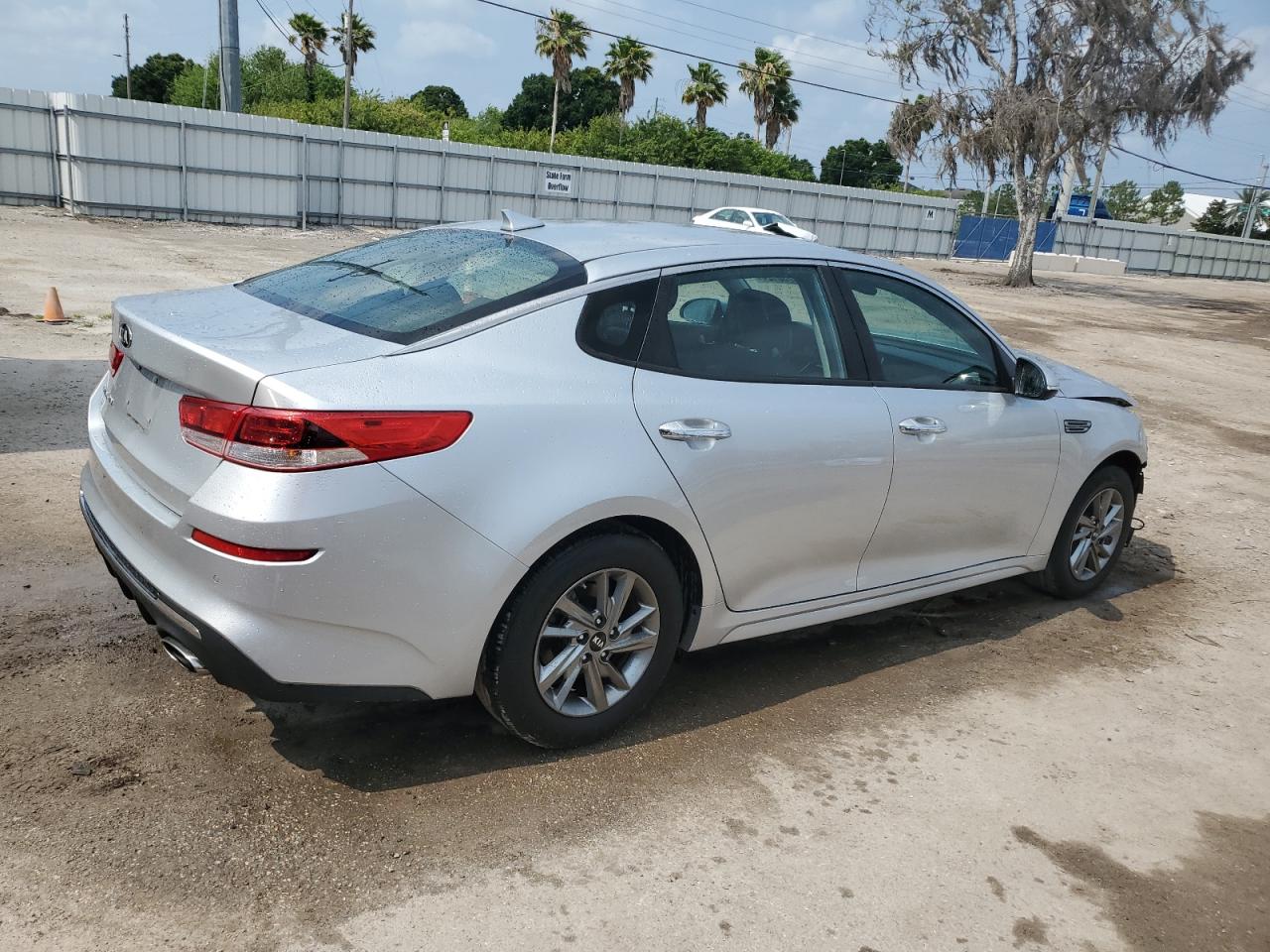 Photo 2 VIN: 5XXGT4L30KG299803 - KIA OPTIMA 