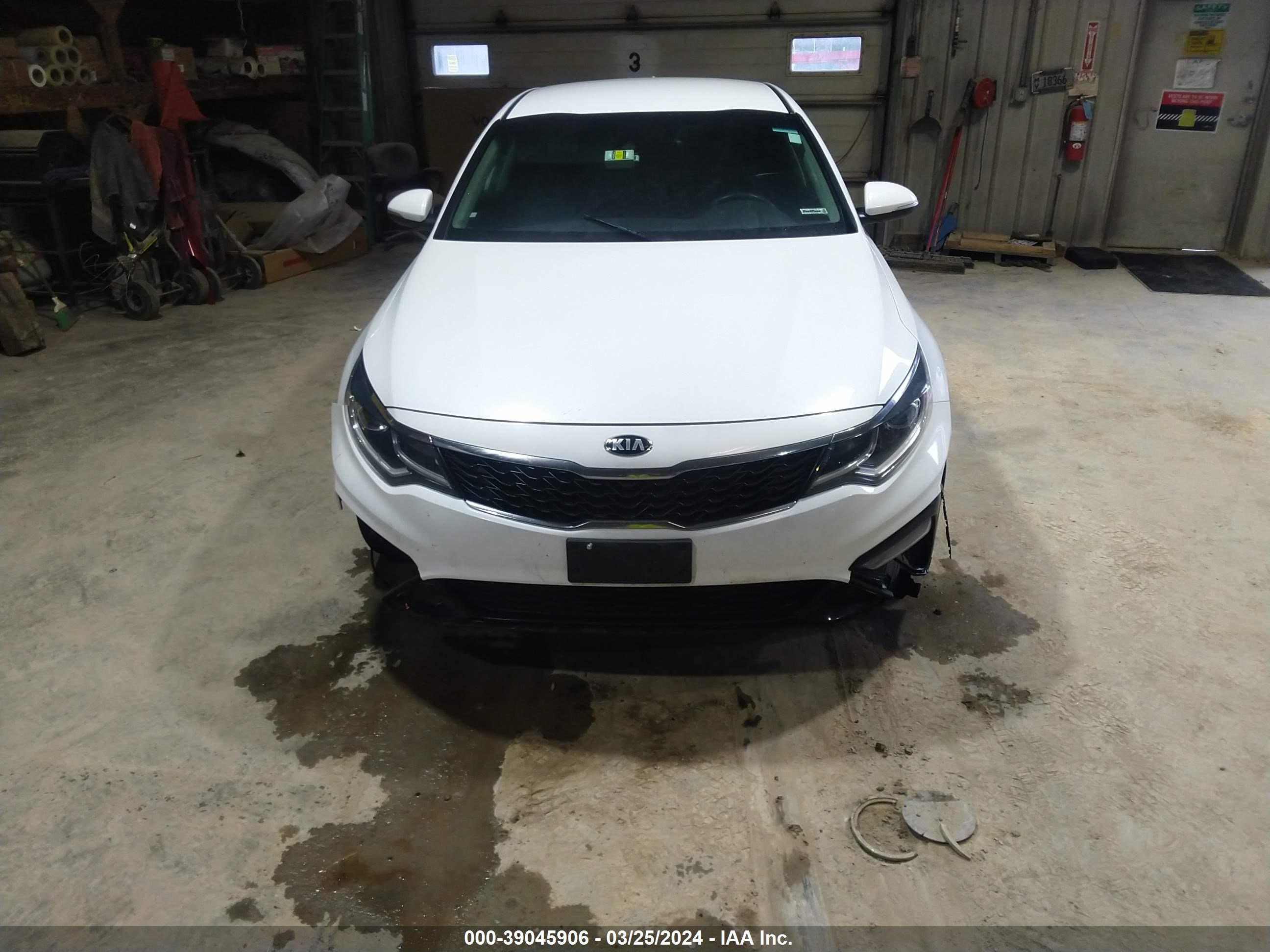 Photo 12 VIN: 5XXGT4L30KG324165 - KIA OPTIMA 