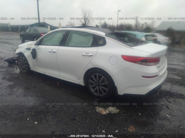 Photo 2 VIN: 5XXGT4L30KG328216 - KIA OPTIMA 