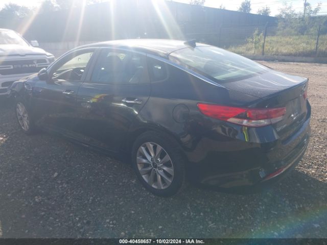 Photo 2 VIN: 5XXGT4L31HG131726 - KIA OPTIMA 