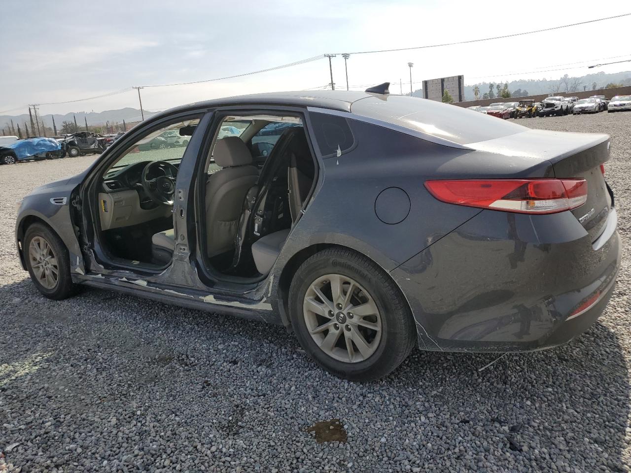 Photo 1 VIN: 5XXGT4L31HG141009 - KIA OPTIMA 