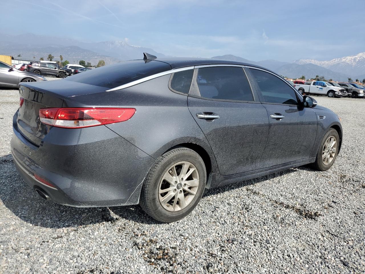 Photo 2 VIN: 5XXGT4L31HG141009 - KIA OPTIMA 