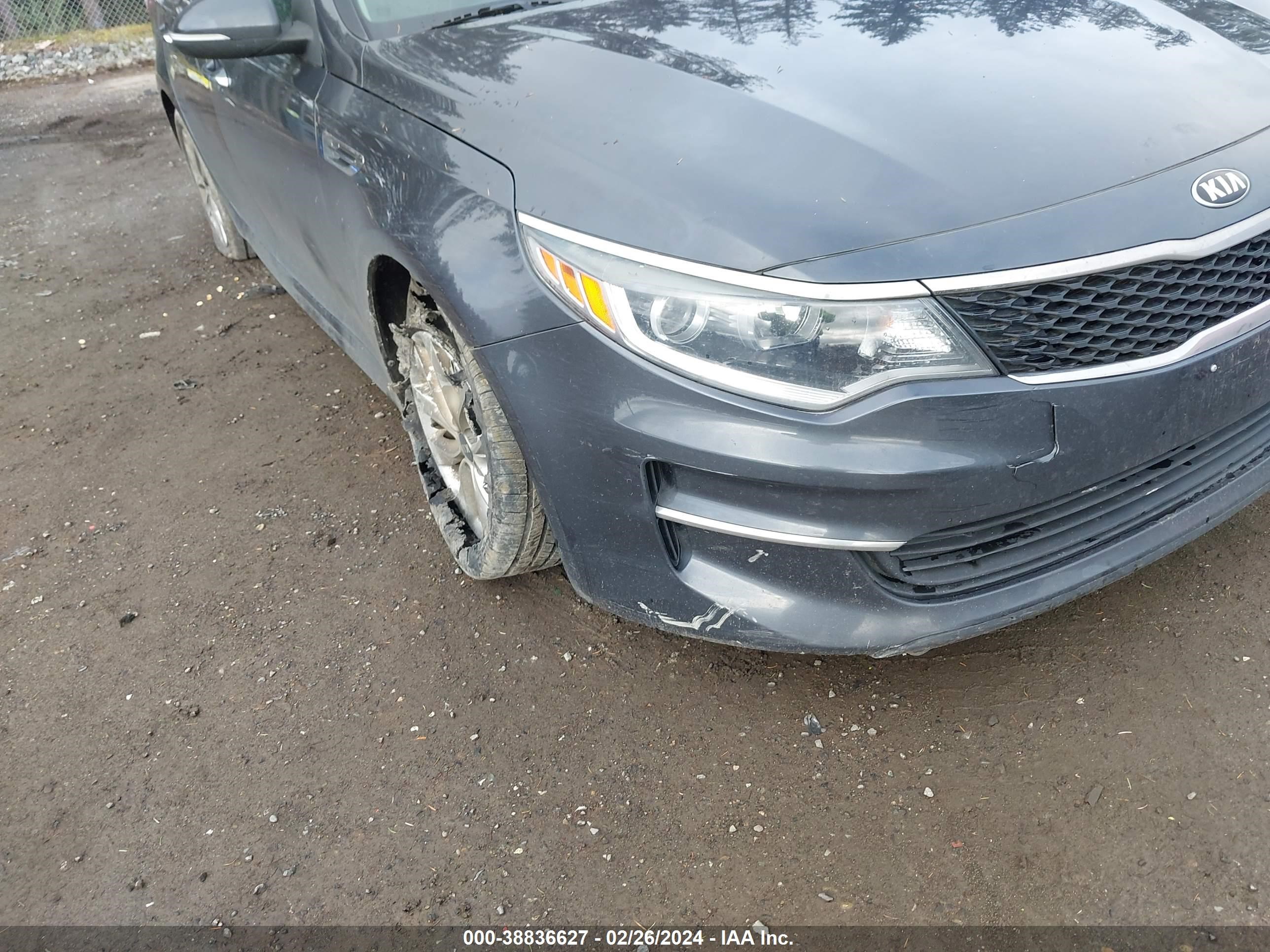 Photo 5 VIN: 5XXGT4L31HG160921 - KIA OPTIMA 