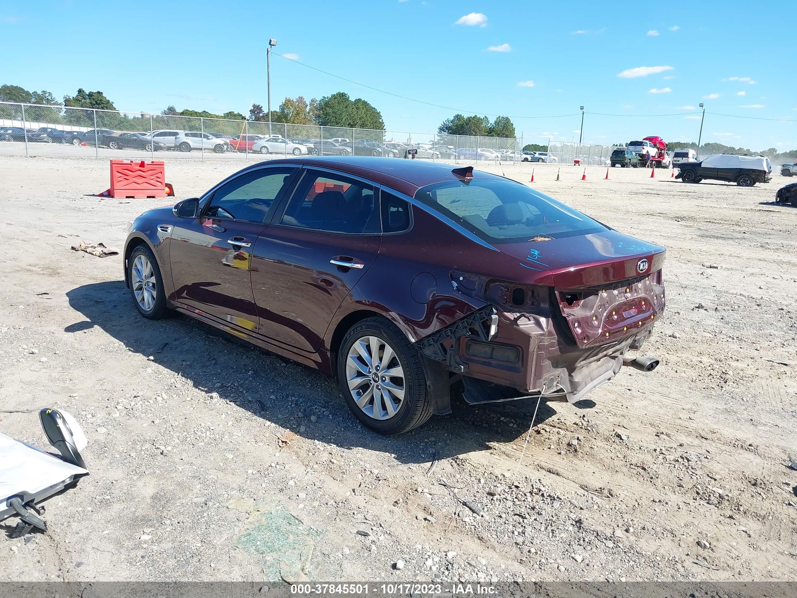 Photo 2 VIN: 5XXGT4L31HG166038 - KIA OPTIMA 