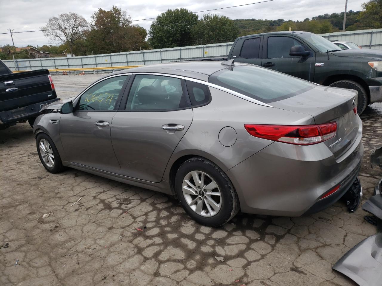 Photo 1 VIN: 5XXGT4L31JG187073 - KIA OPTIMA 