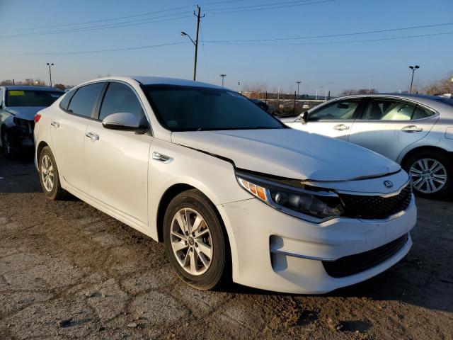 Photo 3 VIN: 5XXGT4L31JG201781 - KIA OPTIMA 