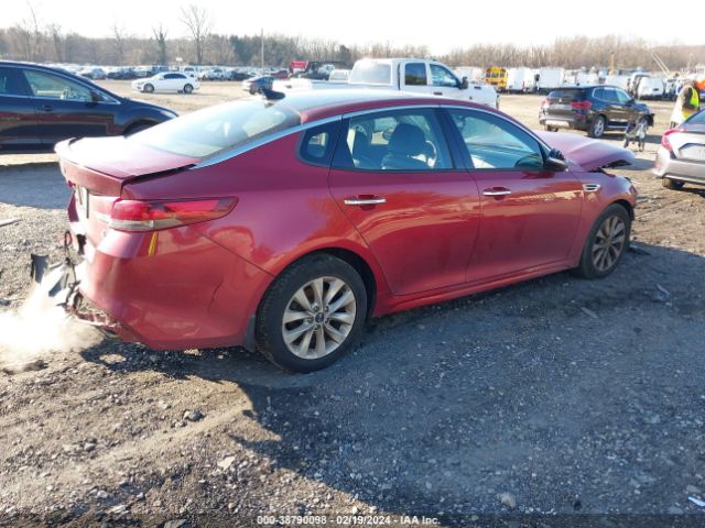 Photo 3 VIN: 5XXGT4L31JG218807 - KIA OPTIMA 