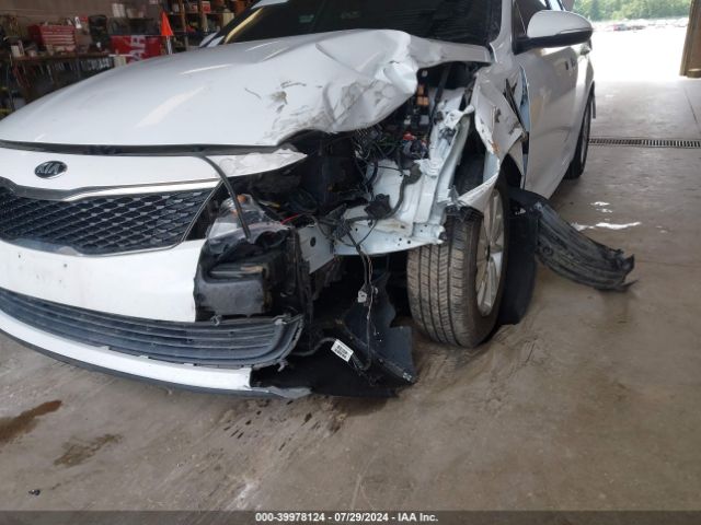 Photo 5 VIN: 5XXGT4L31JG228737 - KIA OPTIMA 