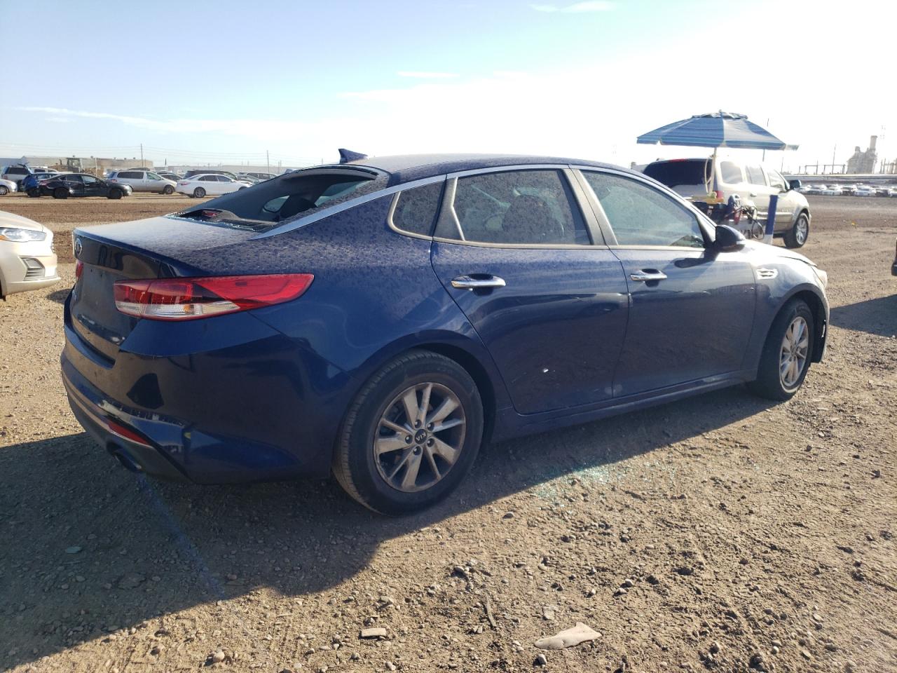 Photo 2 VIN: 5XXGT4L31JG230150 - KIA OPTIMA 