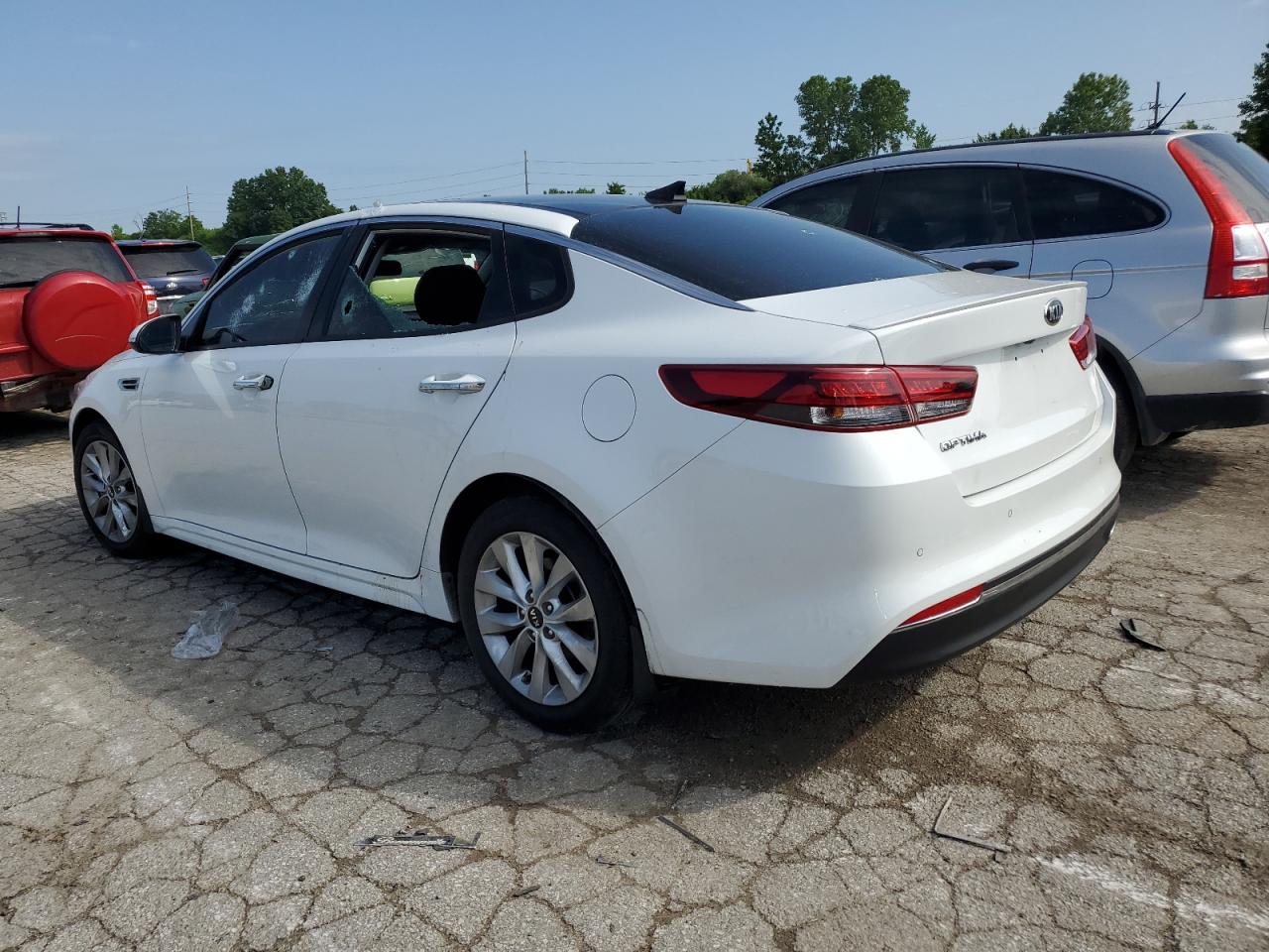 Photo 1 VIN: 5XXGT4L31JG240676 - KIA OPTIMA 