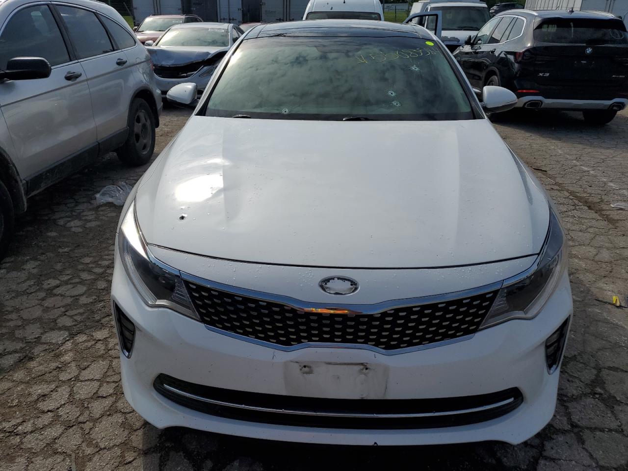 Photo 4 VIN: 5XXGT4L31JG240676 - KIA OPTIMA 