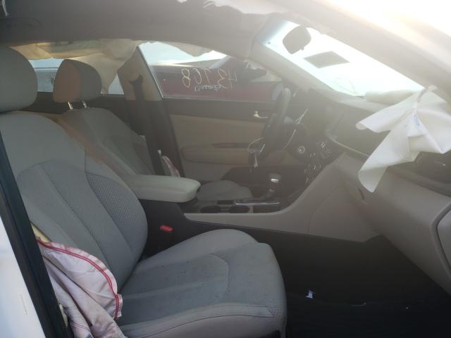 Photo 4 VIN: 5XXGT4L31JG258868 - KIA OPTIMA LX 