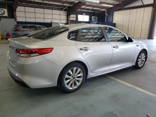 Photo 2 VIN: 5XXGT4L31JG264718 - KIA OPTIMA LX 