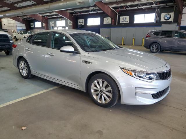 Photo 3 VIN: 5XXGT4L31JG264718 - KIA OPTIMA LX 