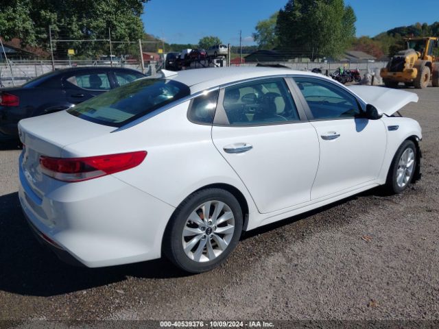 Photo 3 VIN: 5XXGT4L31JG267540 - KIA OPTIMA 