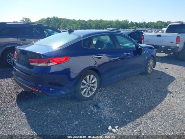 Photo 3 VIN: 5XXGT4L31JG272821 - KIA OPTIMA 