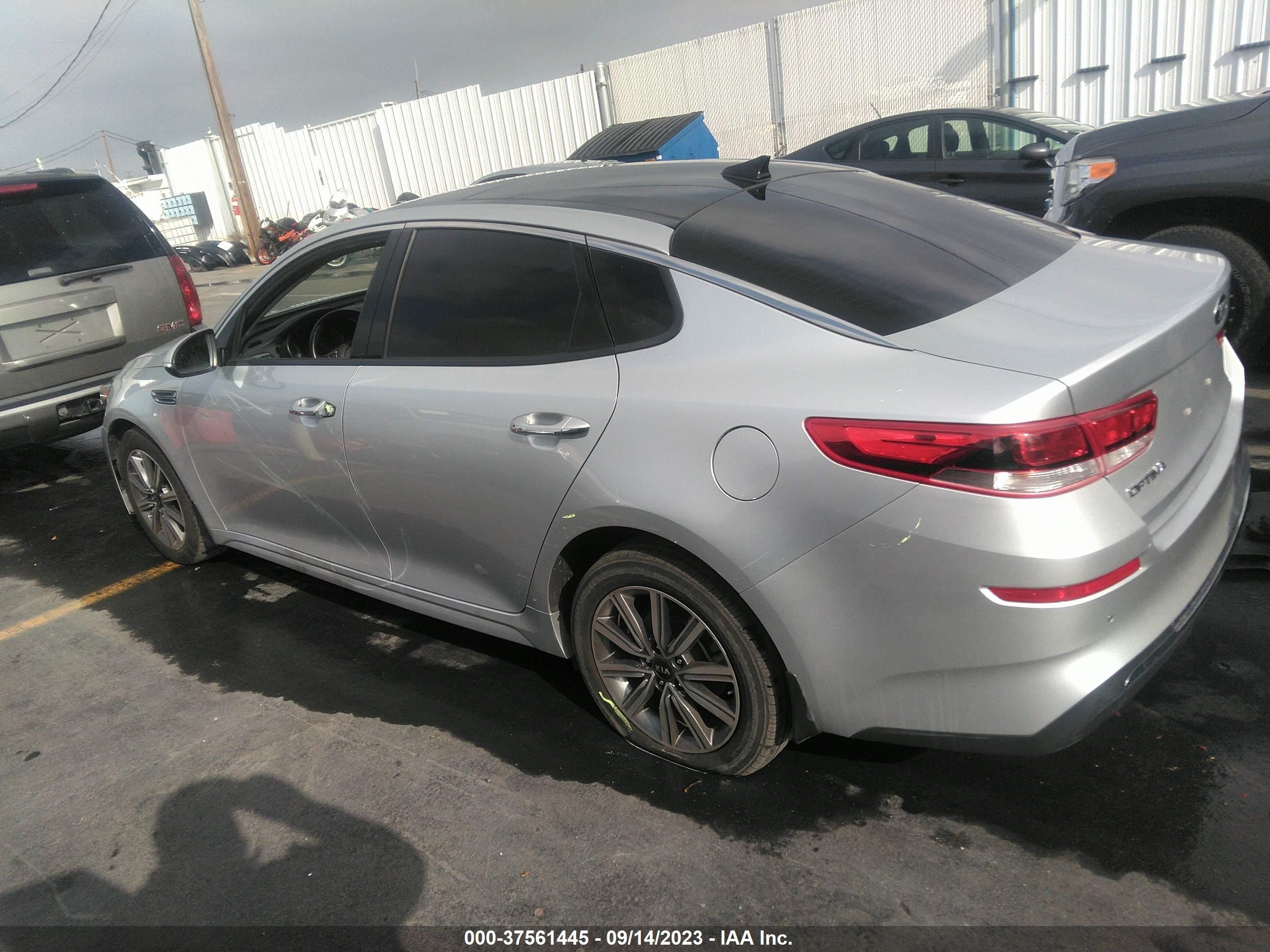 Photo 12 VIN: 5XXGT4L31KG310565 - KIA OPTIMA 