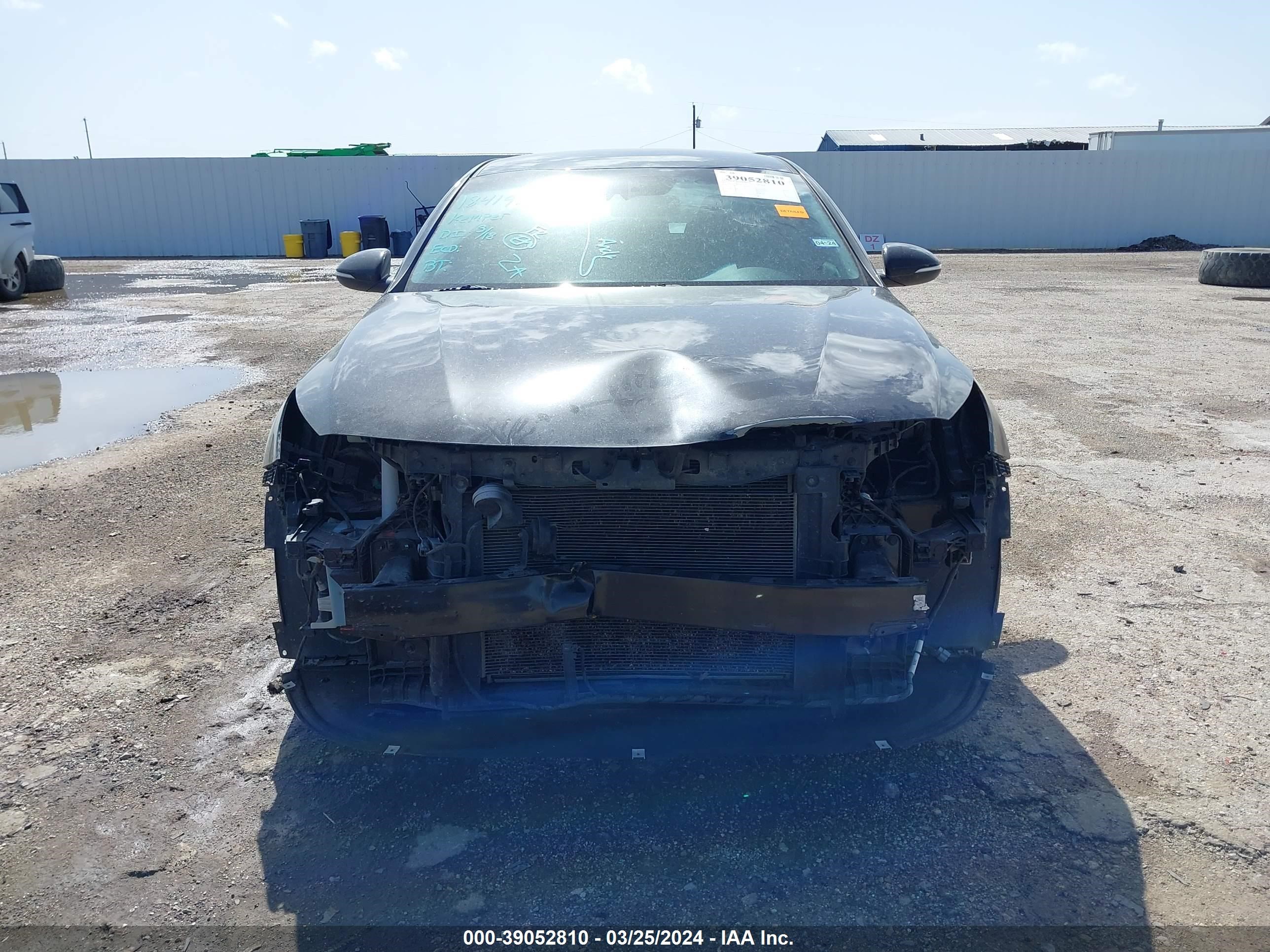 Photo 11 VIN: 5XXGT4L31KG346630 - KIA OPTIMA 