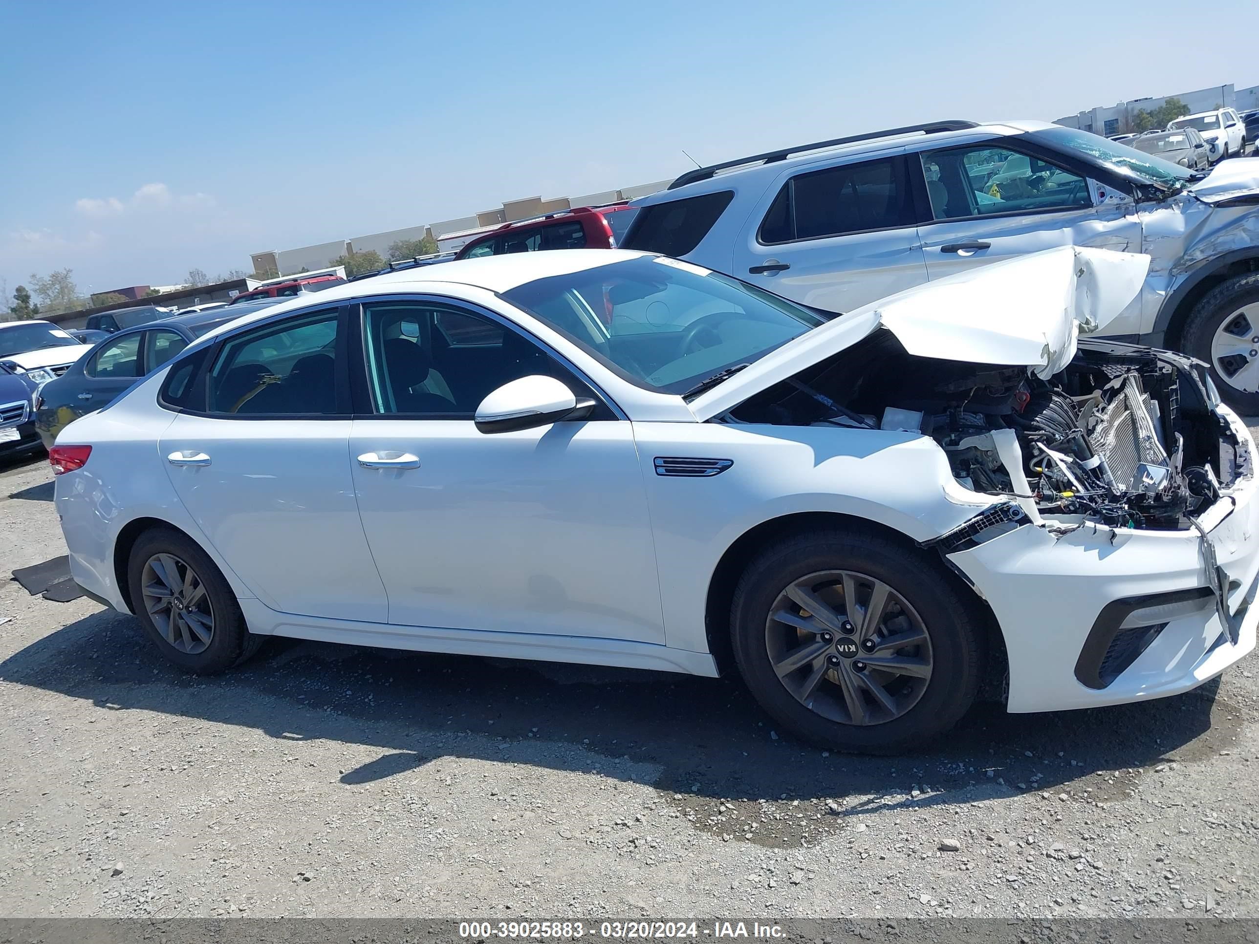 Photo 12 VIN: 5XXGT4L31LG393416 - KIA OPTIMA 