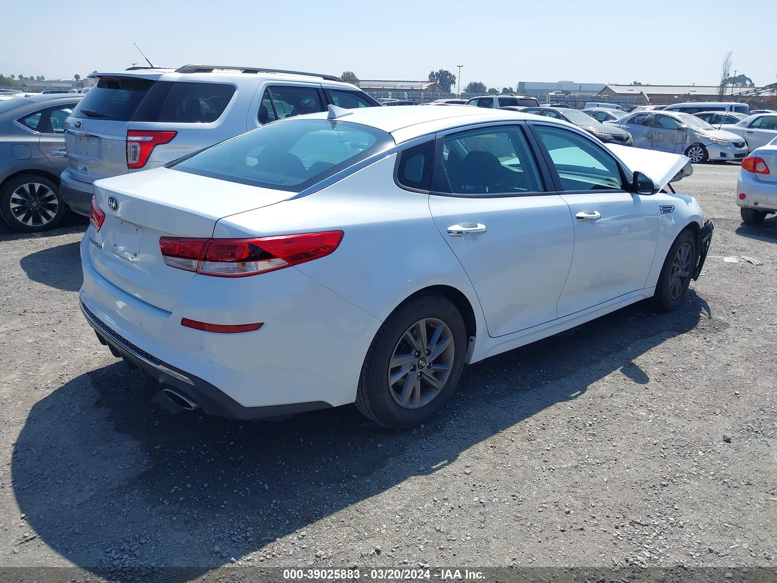 Photo 3 VIN: 5XXGT4L31LG393416 - KIA OPTIMA 